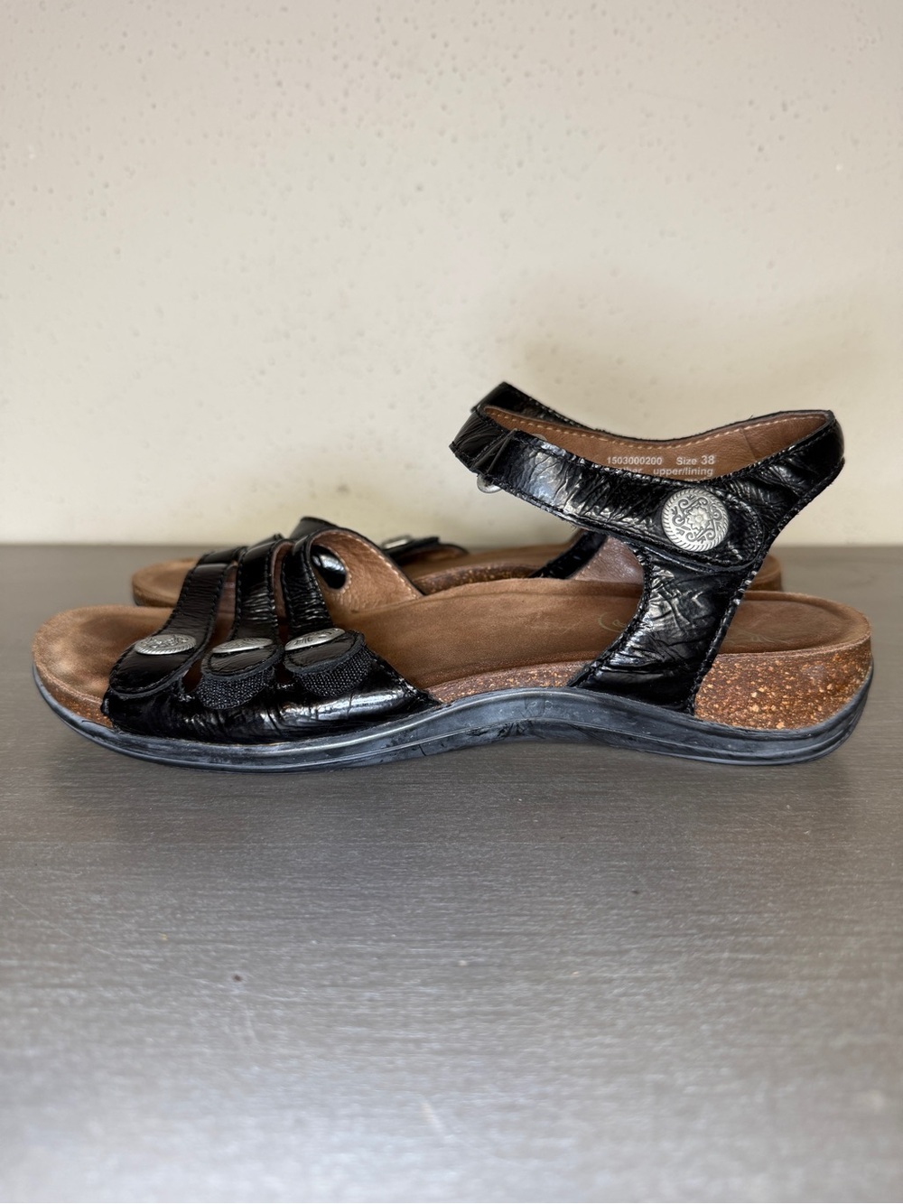 Dansko Jess Black Leather Strappy Slingback Studded Sandals Womens EU 38 US 7.5 - Picture 3 of 9